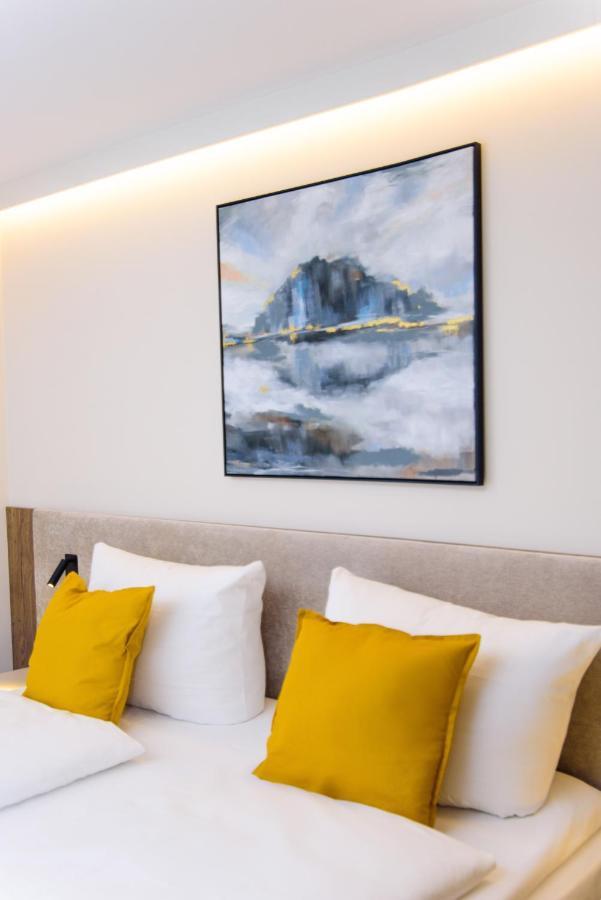 Hotel Twentyfour Living Бад-Урах Экстерьер фото