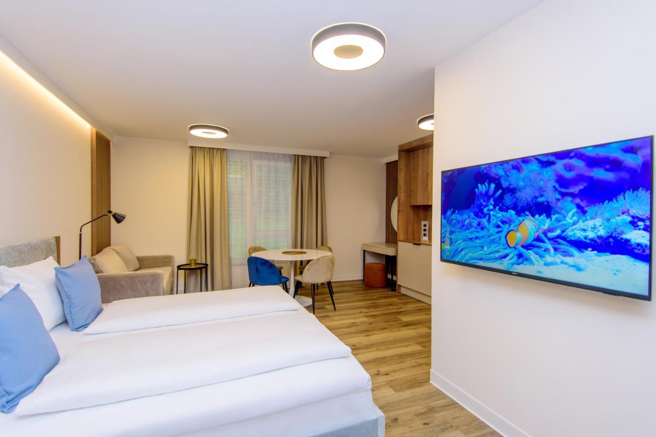 Hotel Twentyfour Living Бад-Урах Экстерьер фото